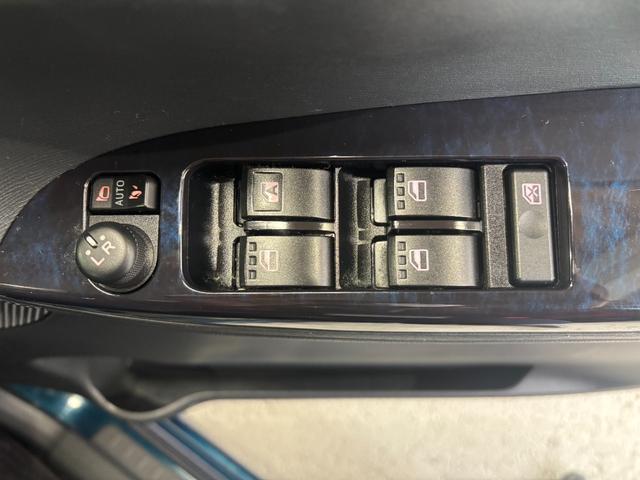 タントカスタムＸ　トップエディションＶＳ　ＳＡIIIナビゲーション　パノラマモニター　ドライブレコーダー　両側電動スライドドア　ＴＶコントロール　運転席シートヒーター　オートエアコン　電動格納式ドアミラー　パワーウィンドウ　アルミホイール　キーフリー（奈良県）の中古車