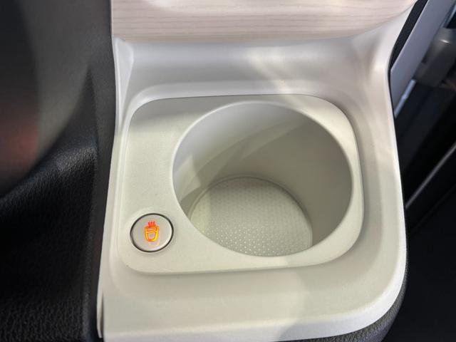 ムーヴキャンバスストライプスＧ９インチディスプレイオーディオ　ドライブレコーダー　運転席・助手席シートヒーター　ワイヤレス充電　電動パーキングブレーキ　電動格納式ドアミラー　両側電動スライドドア　プッシュスタートスイッチ（奈良県）の中古車