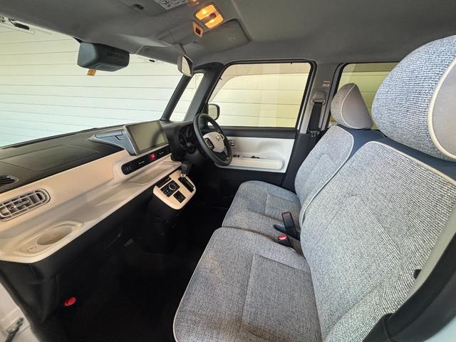 ムーヴキャンバスストライプスＧ９インチディスプレイオーディオ　ドライブレコーダー　運転席・助手席シートヒーター　ワイヤレス充電　電動パーキングブレーキ　電動格納式ドアミラー　両側電動スライドドア　プッシュスタートスイッチ（奈良県）の中古車