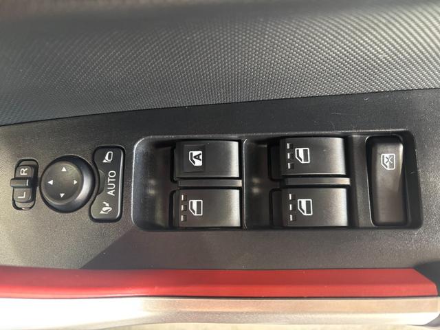 ロッキーＸ　ＨＥＶナビゲーション　パノラマモニター　電動パーキングブレーキ　オートエアコン　電動格納式ドアミラー　パワーウィンドウ　アイドリングストップ機能　プッシュスタートスイッチ　キーフリーシステム（奈良県）の中古車