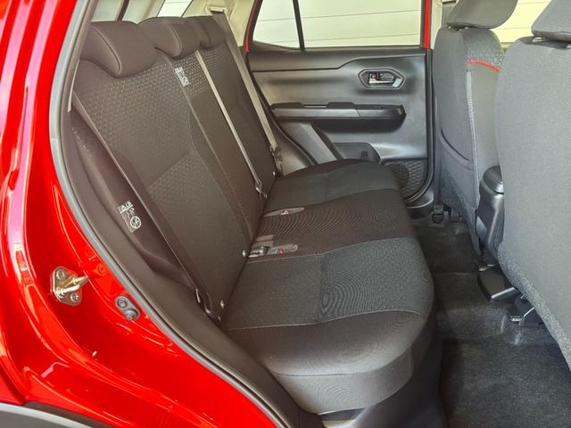 ロッキーＸ　ＨＥＶナビゲーション　パノラマモニター　電動パーキングブレーキ　オートエアコン　電動格納式ドアミラー　パワーウィンドウ　アイドリングストップ機能　プッシュスタートスイッチ　キーフリーシステム（奈良県）の中古車