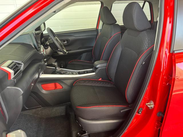 ロッキーＸ　ＨＥＶナビゲーション　パノラマモニター　電動パーキングブレーキ　オートエアコン　電動格納式ドアミラー　パワーウィンドウ　アイドリングストップ機能　プッシュスタートスイッチ　キーフリーシステム（奈良県）の中古車