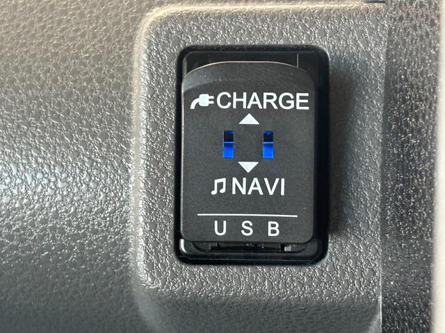 タントＸセレクションナビゲーション　バックカメラ　ドライブレコーダー　ＴＶコントロール　フロントシートヒーター　助手席側電動スライドドア　パワーウィンドウ　電動格納式ドアミラー　アイドリングストップ機能　キーフリー（奈良県）の中古車