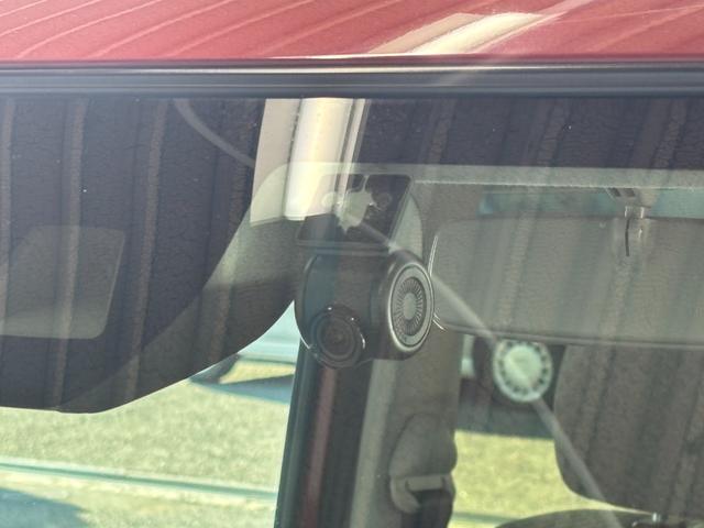 タントＸセレクションナビゲーション　バックカメラ　ドライブレコーダー　ＴＶコントロール　フロントシートヒーター　助手席側電動スライドドア　パワーウィンドウ　電動格納式ドアミラー　アイドリングストップ機能　キーフリー（奈良県）の中古車