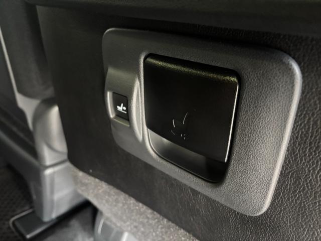 タントカスタムＲＳナビゲーション　バックカメラ　ＥＴＣ車載器　ＴＶコントロール　フロントシートヒーター　両側電動スライドドア　電動格納式ドアミラー　パワーウィンドウ　オートエアコン　プッシュスタートスイッチ　キーフリー（奈良県）の中古車