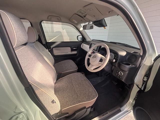 ミラトコットＧ　ＳＡIIIナビゲーション　パノラマモニター　ドライブレコーダー　フロントシートヒーター　オートエアコン　電動格納式ドアミラー　パワーウィンドウ　プッシュスタートスイッチ　キーフリーシステム　アイドリングストップ（奈良県）の中古車