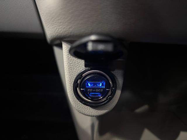 ムーヴＸリミテッドII　ＳＡIIIナビゲーション　バックカメラ　ドライブレコーダー　ＥＴＣ　運転席シートヒーター　プッシュスタートスイッチ　キーフリーシステム　アルミホイール　電動格納式ドアミラー　パワーウィンドウ　オートエアコン（奈良県）の中古車