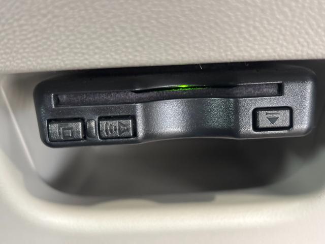 ムーヴＸリミテッドII　ＳＡIIIナビゲーション　バックカメラ　ドライブレコーダー　ＥＴＣ　運転席シートヒーター　プッシュスタートスイッチ　キーフリーシステム　アルミホイール　電動格納式ドアミラー　パワーウィンドウ　オートエアコン（奈良県）の中古車