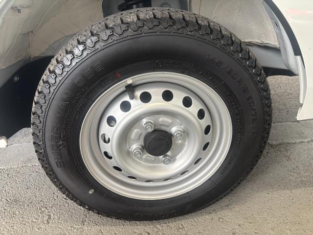 ハイゼットトラックＥＸＴマニュアルエアコン　オーディオ穴　電動格納式ドアミラー　パワーウィンドウ　プッシュスタートスイッチ　キーフリーシステム　荷台作業灯　アイドリングストップ機能　コーナーセンサー（奈良県）の中古車