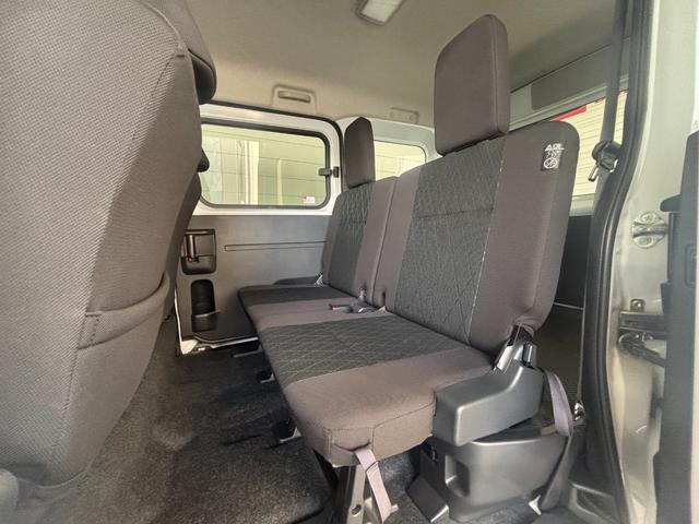 アトレーＲＳ６．８インチディスプレイオーディオ　バックカメラ　オートエアコン　両側電動スライドドア　電動格納式ドアミラー　フロントパワーウィンドウ　プッシュスタートスイッチ　キーフリー　アイドリングストップ機能（奈良県）の中古車