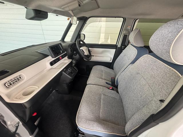 ムーヴキャンバスストライプスＧナビ取付時パノラマモニター対応　両側電動スライドドア　電動パーキングブレーキ　フロントシートヒーター　オートエアコン　電動格納式ドアミラー　プッシュスタートスイッチ　キーフリー　アイドリングストップ（奈良県）の中古車