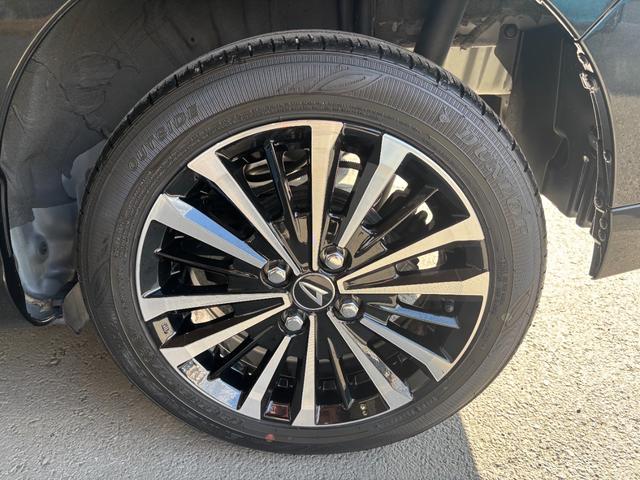 トールカスタムＧ　ターボ純正ナビゲーション　パノラマモニター　ドライブレコーダー　ＥＴＣ車載器　電動パーキングブレーキ　両側電動スライドドア　電動格納式ドアミラー　オートエアコン　プッシュスタートスイッチ　アルミホイール（奈良県）の中古車