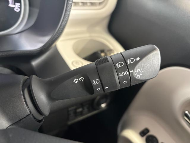 ムーヴキャンバスストライプスＧ修復歴有　　ナビゲーション　パノラマモニター　ドライブレコーダー　ＥＴＣ車載器　フロントシートヒーター　電動パーキングブレーキ　プッシュスタートスイッチ　キーフリーシステム　アイドリングストップ（奈良県）の中古車