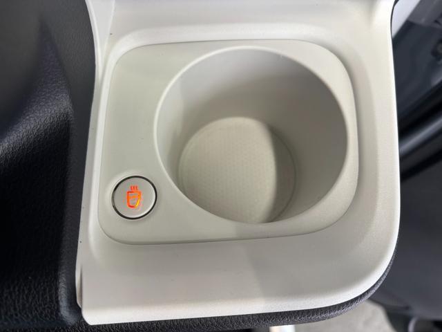 ムーヴキャンバスストライプスＧ修復歴有　　ナビゲーション　パノラマモニター　ドライブレコーダー　ＥＴＣ車載器　フロントシートヒーター　電動パーキングブレーキ　プッシュスタートスイッチ　キーフリーシステム　アイドリングストップ（奈良県）の中古車