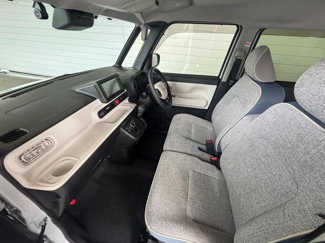 ムーヴキャンバスストライプスＧ修復歴有　　ナビゲーション　パノラマモニター　ドライブレコーダー　ＥＴＣ車載器　フロントシートヒーター　電動パーキングブレーキ　プッシュスタートスイッチ　キーフリーシステム　アイドリングストップ（奈良県）の中古車