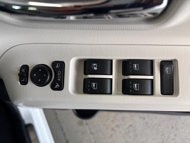 ムーヴキャンバスストライプスＧ９インチディスプレイオーディオ　パノラマモニター　フロントシートヒーター　両側電動スライドドア　電動パーキングブレーキ　電動格納式ドアミラー　プッシュスタートスイッチ　キーフリーシステム（奈良県）の中古車