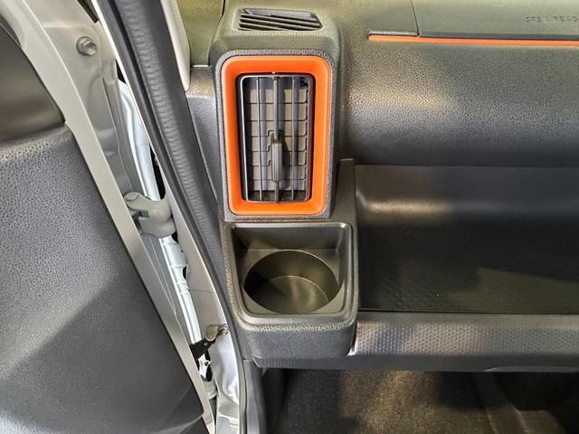 タントファンクロスナビ　ドラレコ　両側電動スライドドア　コ−ナ−センサ−　衝突被害軽減ブレーキ　アイドリングストップ機能　プッシュボタンスタ−ト　シ−トヒ−タ−　バックカメラ　ＬＥＤヘッドライト（奈良県）の中古車