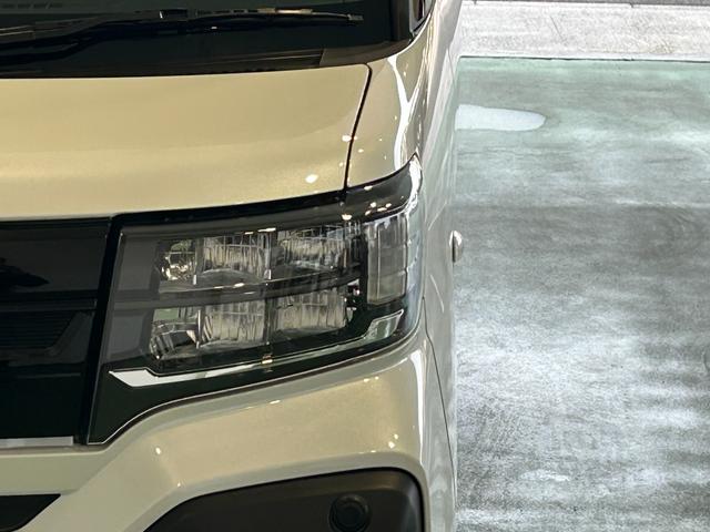 タントファンクロスナビ　ドラレコ　両側電動スライドドア　コ−ナ−センサ−　衝突被害軽減ブレーキ　アイドリングストップ機能　プッシュボタンスタ−ト　シ−トヒ−タ−　バックカメラ　ＬＥＤヘッドライト（奈良県）の中古車