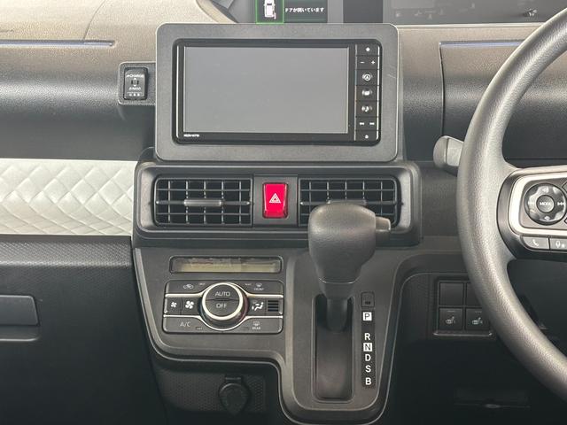 タントＸナビゲーション　パノラマモニター　ドライブレコーダー　電動格納式ドアミラー　助手席側電動スライドドア　フロントシートヒーター　プッシュスタートスイッチ　アイドリングストップ機能　キーフリーシステム（奈良県）の中古車