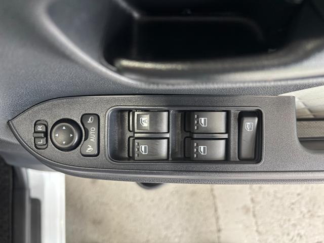 タントＸナビゲーション　パノラマモニター　ドライブレコーダー　電動格納式ドアミラー　助手席側電動スライドドア　フロントシートヒーター　プッシュスタートスイッチ　アイドリングストップ機能　キーフリーシステム（奈良県）の中古車