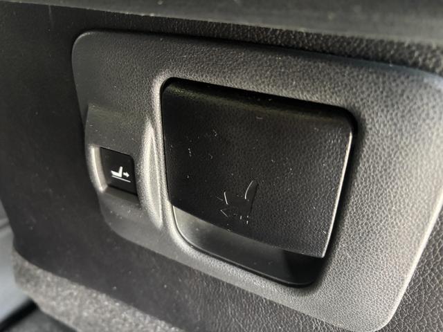 タントカスタムＸスタイルセレクションナビゲーション　バックカメラ　ドライブレコーダー　ＥＴＣ車載器　ＴＶコントロール　フロントシートヒーター　両側電動スライドドア　電動格納式ドアミラー　プッシュスタートスイッチ　アイドリングストップ機能（奈良県）の中古車