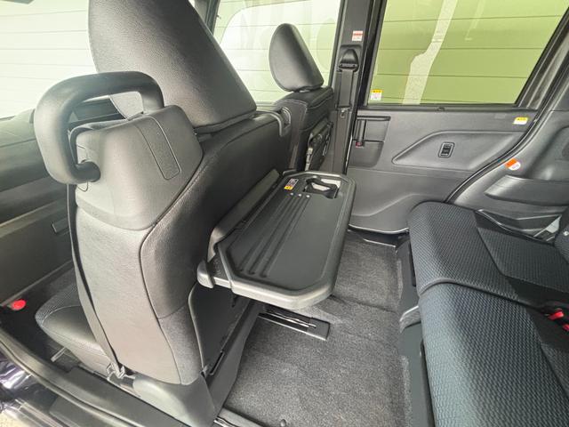 タントカスタムＲＳ１０インチ純正大画面ナビ　パノラマモニター　ドライブレコーダー　電動パーキングブレーキ　フロントシートヒーター　両側電動スライドドア　電動格納式ドアミラー　アルミホイール　キーフリーシステム（奈良県）の中古車