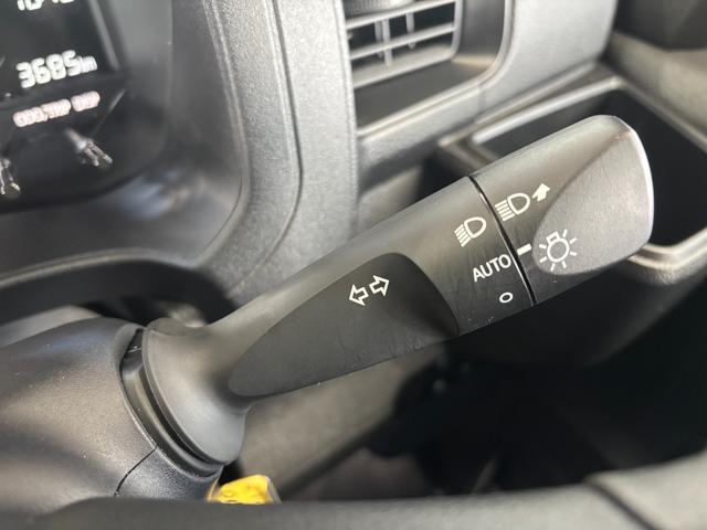 ハイゼットカーゴスペシャルAM/FMラジオチューナー マニュアルエアコン フロント席パワーウィンドウ アイドリングストップ機能(奈良県)の中古車