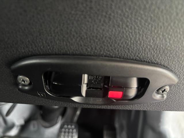 ハイゼットカーゴＤＸ４ＷＤ　９インチディスプレイオーディオ　バックカメラ　ドライブレコーダー　マニュアルエアコン　アイドリングストップ機能　キーレスエントリーシステム（奈良県）の中古車