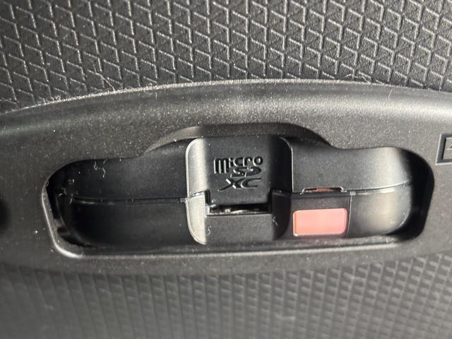 タントカスタムＸ９インチディスプレイオーディオ　バックカメラ　ドライブレコーダー　フロントシートヒーター　両側電動スライドドア　電動格納式ドアミラー　電動パーキングブレーキ　プッシュスタートスイッチ　アルミホイール（奈良県）の中古車