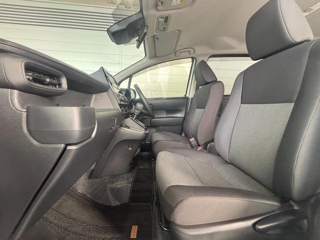 シエンタＸナビゲーション　助手席側電動スライドドア　ＥＴＣ車載器　電動格納式ドアミラー　マニュアルエアコン　パワーウィンドウ（奈良県）の中古車