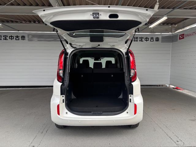 シエンタＸナビゲーション　助手席側電動スライドドア　ＥＴＣ車載器　電動格納式ドアミラー　マニュアルエアコン　パワーウィンドウ（奈良県）の中古車