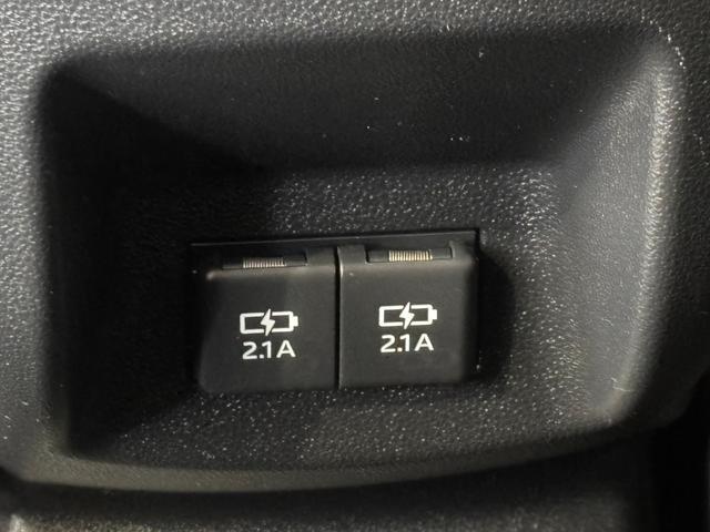 ロッキーＸ　ＨＥＶナビ取付時バックカメラ対応　電動パーキングブレーキ　ＥＴＣ　オートエアコン　プッシュスタートスイッチ　キーフリーシステム　電動格納式ドアミラー　パワーウィンドウ　アイドリングストップ　アルミホイール（奈良県）の中古車