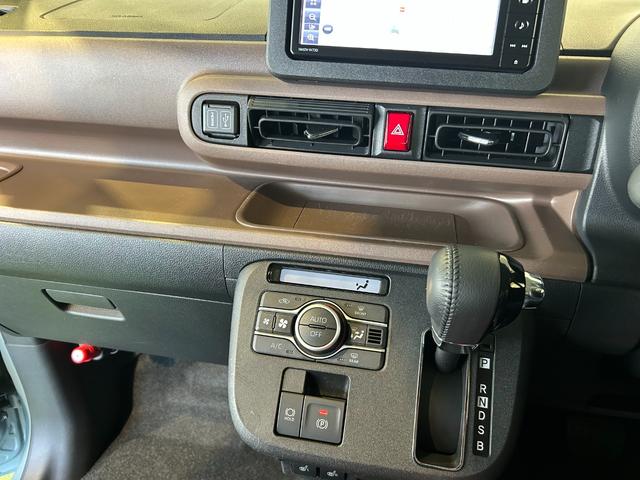 ムーヴキャンバスセオリーGナビ ドラレコ 衝突被害軽減ブレーキ コ−ナ−センサ− 両側電動スライドドア プッシュボタンスタ−ト 電動パーキング シ−トヒ−タ− バックカメラ(奈良県)の中古車