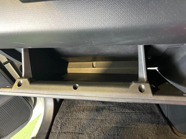 トールカスタムＧ　ターボ　ＳＡIIIナビ　ドラレコ　ＥＴＣ　衝突被害軽減ブレーキ　コ−ナ−センサ−　両側電動スライドドア　テレビキャンセラー　アイドリングストップ機能　オ−トハイビ−ム　シ−トヒ−タ−　パノラマモニタ−（奈良県）の中古車