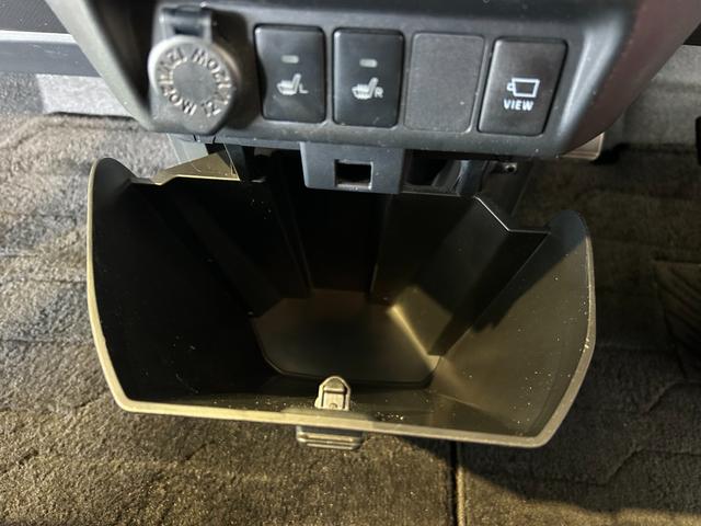 トールカスタムＧ　ターボ　ＳＡIIIナビ　ドラレコ　ＥＴＣ　衝突被害軽減ブレーキ　コ−ナ−センサ−　両側電動スライドドア　テレビキャンセラー　アイドリングストップ機能　オ−トハイビ−ム　シ−トヒ−タ−　パノラマモニタ−（奈良県）の中古車