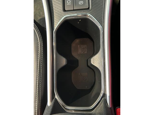 ロッキープレミアムＧ　ＨＥＶハイブリッド　ナビ　ドラレコ　ＥＴＣ　衝突被害軽減ブレーキ　コ−ナ−センサ−　全車速追従付ＡＣＣ　テレビキャンセラー　シ−トヒ−タ−　電動パーキング　プッシュボタンスタ−ト　パノラマモニタ−（奈良県）の中古車