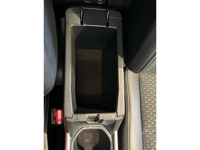 ロッキープレミアムＧ　ＨＥＶハイブリッド　ナビ　ドラレコ　ＥＴＣ　衝突被害軽減ブレーキ　コ−ナ−センサ−　全車速追従付ＡＣＣ　テレビキャンセラー　シ−トヒ−タ−　電動パーキング　プッシュボタンスタ−ト　パノラマモニタ−（奈良県）の中古車