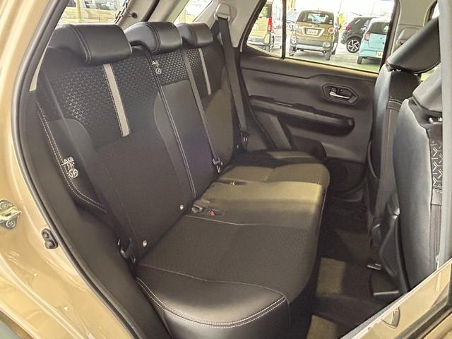 ロッキープレミアムＧ　ＨＥＶハイブリッド　ナビ　ドラレコ　ＥＴＣ　衝突被害軽減ブレーキ　コ−ナ−センサ−　全車速追従付ＡＣＣ　テレビキャンセラー　シ−トヒ−タ−　電動パーキング　プッシュボタンスタ−ト　パノラマモニタ−（奈良県）の中古車