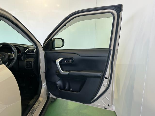 ロッキープレミアムＧ　ＨＥＶハイブリッド　ナビ　ドラレコ　ＥＴＣ　衝突被害軽減ブレーキ　コ−ナ−センサ−　全車速追従付ＡＣＣ　テレビキャンセラー　シ−トヒ−タ−　電動パーキング　プッシュボタンスタ−ト　パノラマモニタ−（奈良県）の中古車