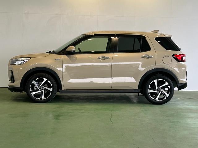 ロッキープレミアムＧ　ＨＥＶハイブリッド　ナビ　ドラレコ　ＥＴＣ　衝突被害軽減ブレーキ　コ−ナ−センサ−　全車速追従付ＡＣＣ　テレビキャンセラー　シ−トヒ−タ−　電動パーキング　プッシュボタンスタ−ト　パノラマモニタ−（奈良県）の中古車