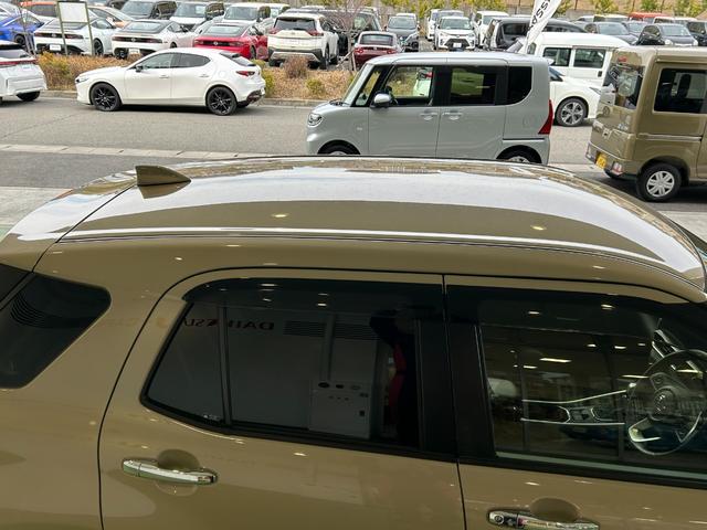 ロッキープレミアムＧ　ＨＥＶハイブリッド　ナビ　ドラレコ　ＥＴＣ　衝突被害軽減ブレーキ　コ−ナ−センサ−　全車速追従付ＡＣＣ　テレビキャンセラー　シ−トヒ−タ−　電動パーキング　プッシュボタンスタ−ト　パノラマモニタ−（奈良県）の中古車