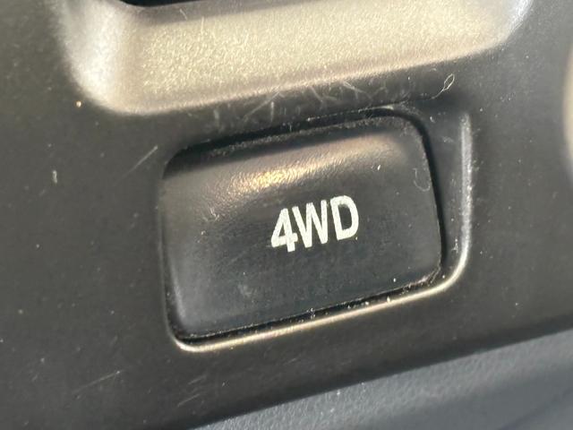 ハイゼットトラックエアコン・パワステスペシャルVSMT車 4WD マニュアルエアコン 荷台作業灯(奈良県)の中古車