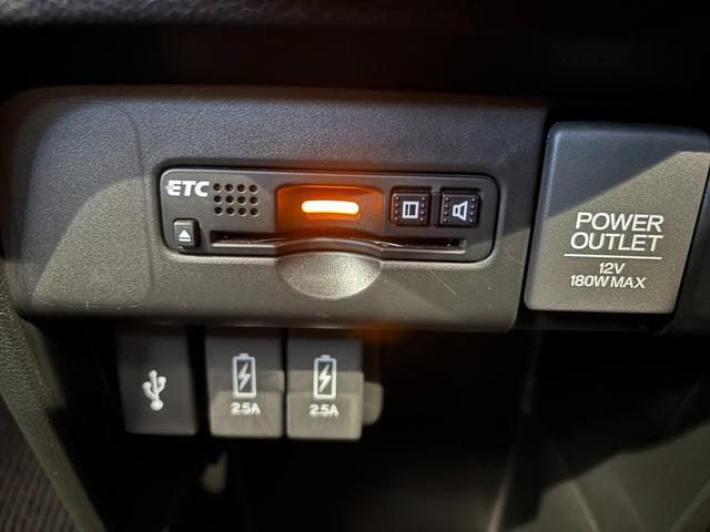 Ｎ−ＷＧＮＧ・ターボパッケージナビゲーション　バックカメラ　ＥＴＣ車載器　電動格納式ドアミラー　オートエアコン　プッシュスタートスイッチ　キーフリーシステム　アルミホイール（奈良県）の中古車