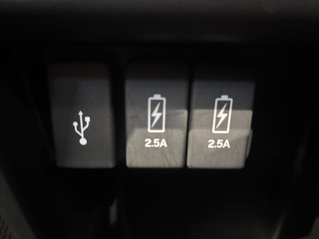 Ｎ−ＷＧＮＧ・ターボパッケージナビゲーション　バックカメラ　ＥＴＣ車載器　電動格納式ドアミラー　オートエアコン　プッシュスタートスイッチ　キーフリーシステム　アルミホイール（奈良県）の中古車