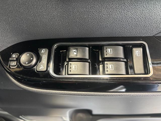 タントカスタムＲＳナビゲーション　パノラマモニター　ドライブレコーダー　ＴＶコントロール　ＥＴＣ車載器　両側電動スライドドア　フロントシートヒーター　プッシュスタートスイッチ　キーフリーシステム　アルミホイール（奈良県）の中古車