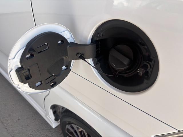 タントカスタムＲＳナビゲーション　パノラマモニター　ドライブレコーダー　ＴＶコントロール　ＥＴＣ車載器　両側電動スライドドア　フロントシートヒーター　プッシュスタートスイッチ　キーフリーシステム　アルミホイール（奈良県）の中古車