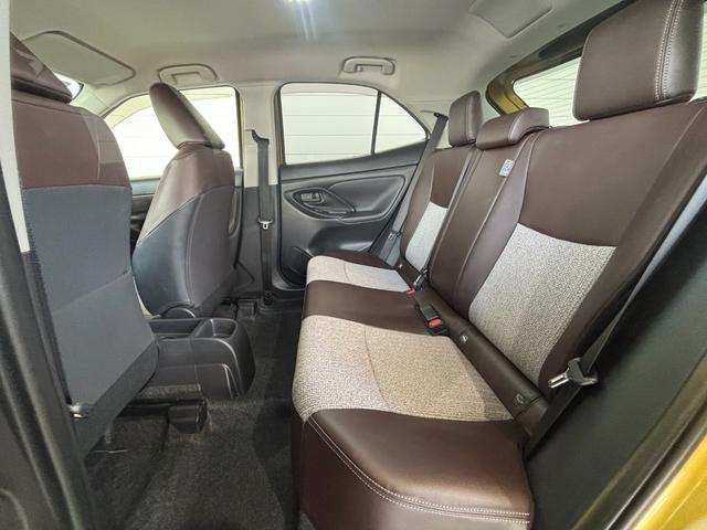 ヤリスクロスＺナビゲーション　パノラマモニター　ドライブレコーダー　ＥＴＣ車載器　運転席パワーシート　電動パーキングブレーキ　フロントシートヒーター　プッシュスタートスイッチ　キーフリーシステム　アルミホイール（奈良県）の中古車