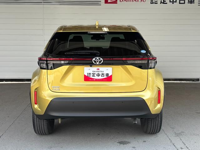 ヤリスクロスＺナビゲーション　パノラマモニター　ドライブレコーダー　ＥＴＣ車載器　運転席パワーシート　電動パーキングブレーキ　フロントシートヒーター　プッシュスタートスイッチ　キーフリーシステム　アルミホイール（奈良県）の中古車