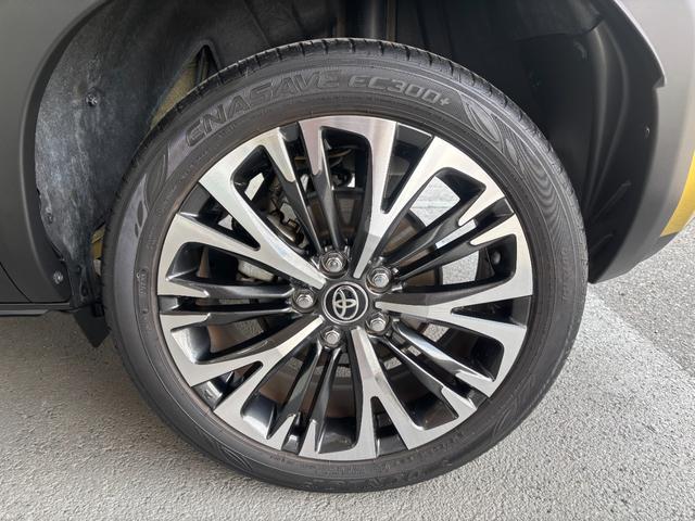 ヤリスクロスＺナビゲーション　パノラマモニター　ドライブレコーダー　ＥＴＣ車載器　運転席パワーシート　電動パーキングブレーキ　フロントシートヒーター　プッシュスタートスイッチ　キーフリーシステム　アルミホイール（奈良県）の中古車