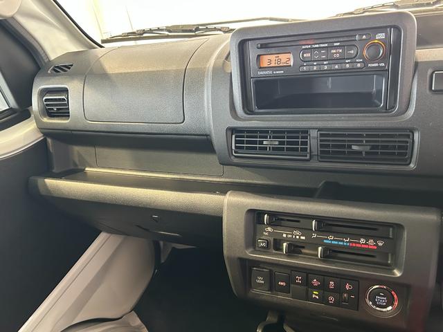 ハイゼットトラックEXTMT 4WD コ−ナ−センサ− アイドリングストップ機能 衝突被害軽減ブレーキ プッシュボタンスタ−ト(奈良県)の中古車